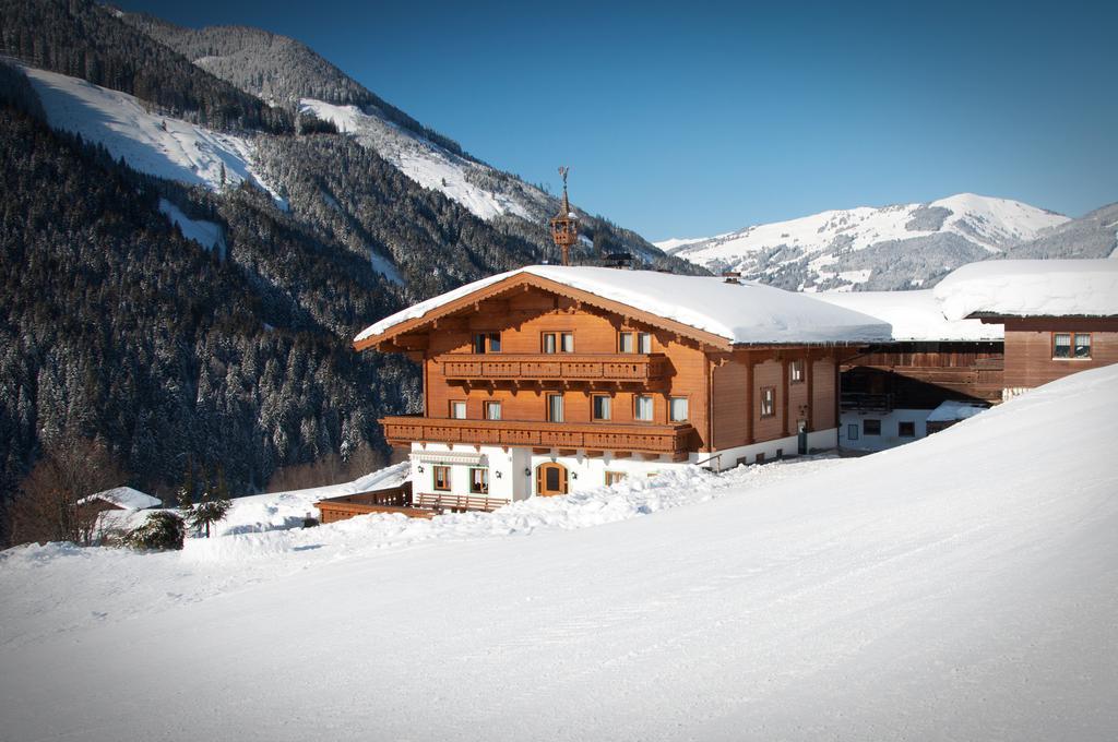 Ferienhof Woelflbauer Saalbach-Hinterglemm Eksteriør billede